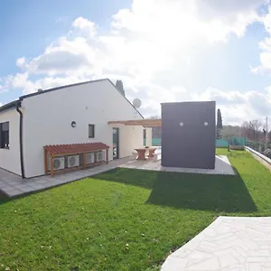  Villa Beautiful With Private Pool On Peaceful Location, Village Sveti Kirin Kroatien